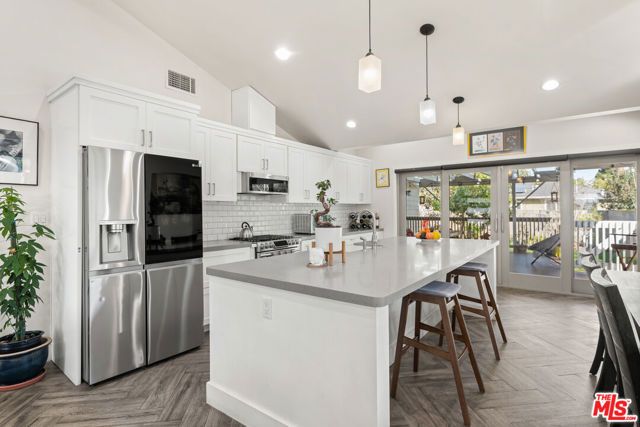 8912 Yorktown Avenue, Los Angeles, CA 90045