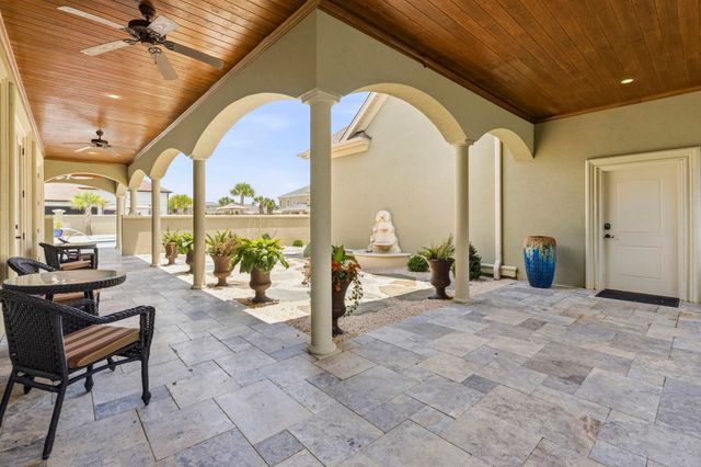 909 Bluffview Dr., Myrtle Beach, SC 29579