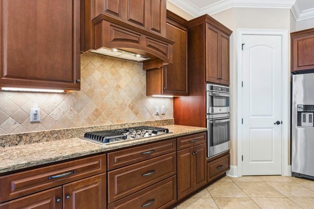 909 Bluffview Dr., Myrtle Beach, SC 29579