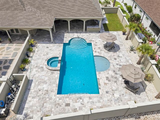 909 Bluffview Dr., Myrtle Beach, SC 29579
