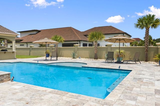 909 Bluffview Dr., Myrtle Beach, SC 29579