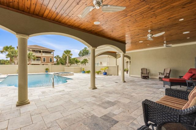909 Bluffview Dr., Myrtle Beach, SC 29579