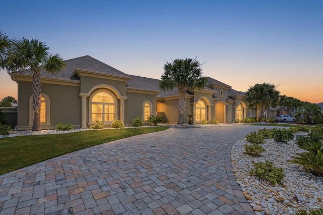 909 Bluffview Dr., Myrtle Beach, SC 29579
