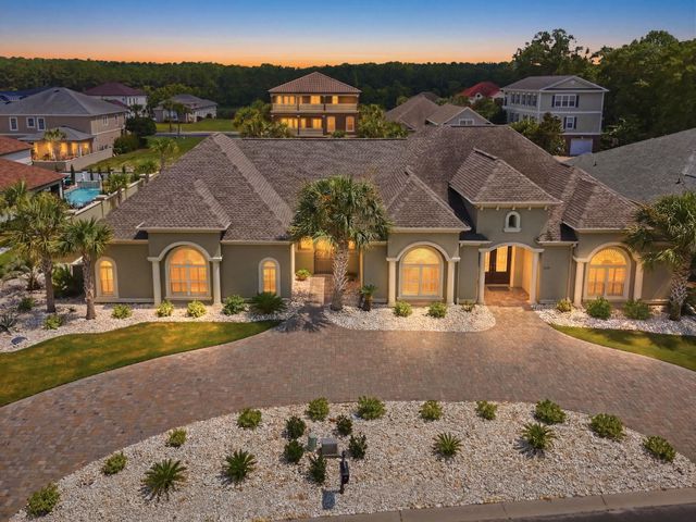 909 Bluffview Dr., Myrtle Beach, SC 29579