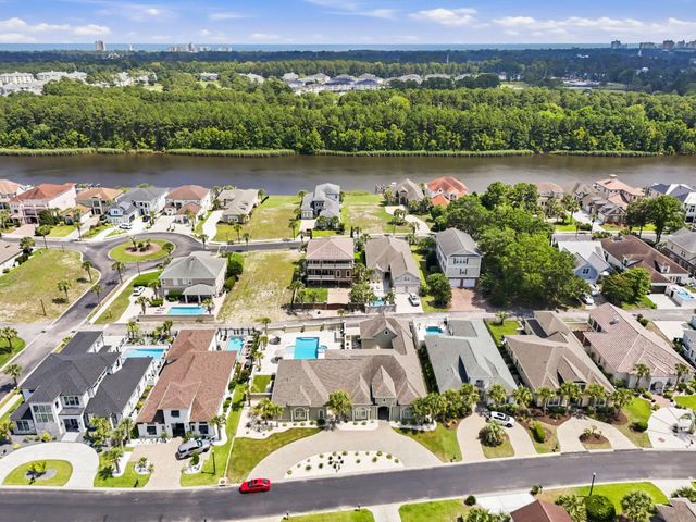 909 Bluffview Dr., Myrtle Beach, SC 29579
