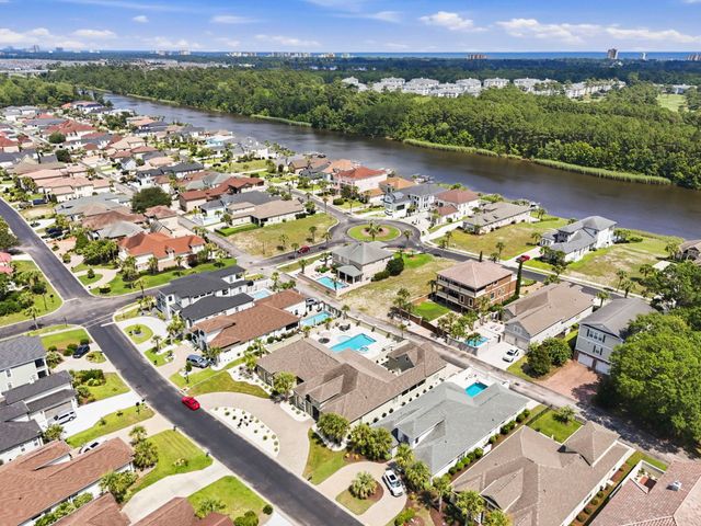 909 Bluffview Dr., Myrtle Beach, SC 29579