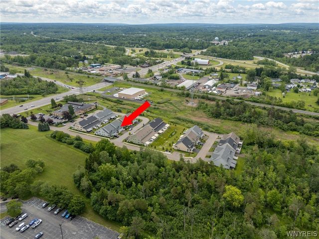 303 Carriage Lane, West Seneca, NY 14224