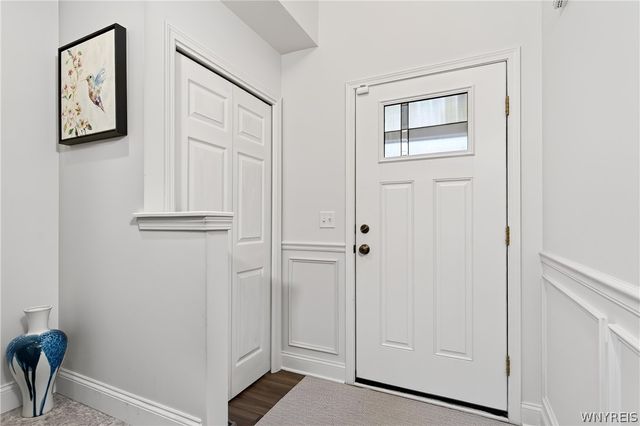 303 Carriage Lane, West Seneca, NY 14224