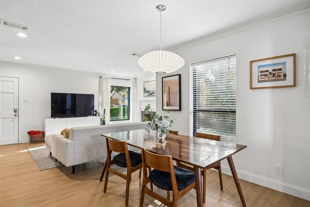 2155 Barberry Drive, Dallas, TX 75211