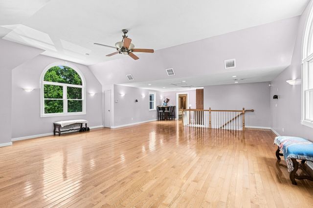 36 Pine Street, Berkley, MA 02779