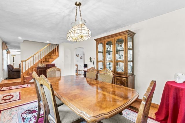 36 Pine Street, Berkley, MA 02779