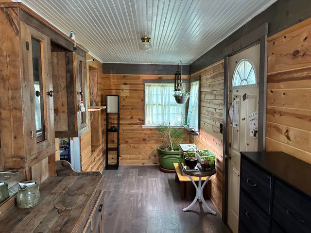 203 SE 3rd Ave, Mohall, ND 58761