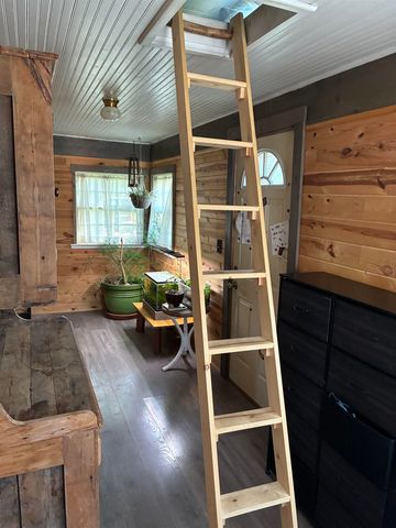 203 SE 3rd Ave, Mohall, ND 58761