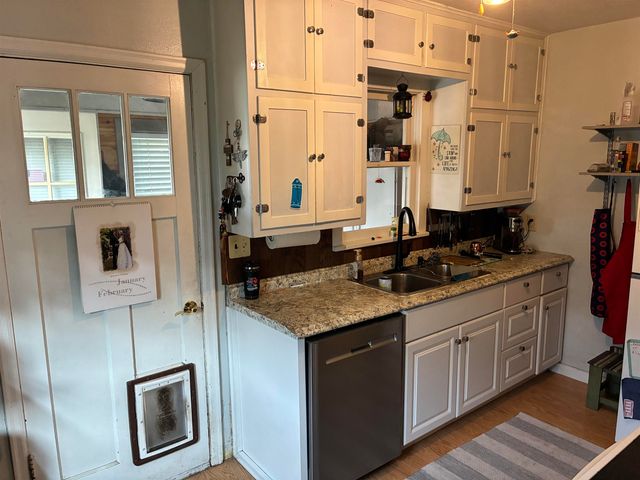 203 SE 3rd Ave, Mohall, ND 58761