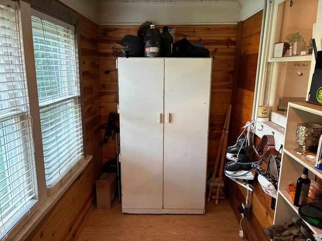 203 SE 3rd Ave, Mohall, ND 58761