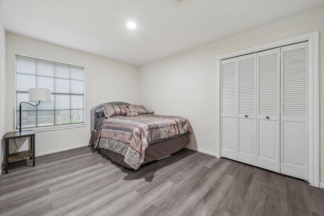 7615 Clover Canyon Circle, Houston, TX 77095