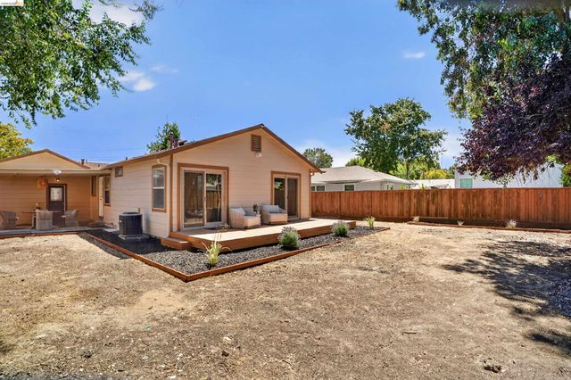 212 Babette Ct, Pleasant Hill, CA 94523