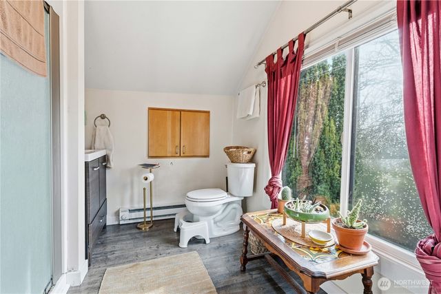 1414 S 37th Street, Tacoma, WA 98418