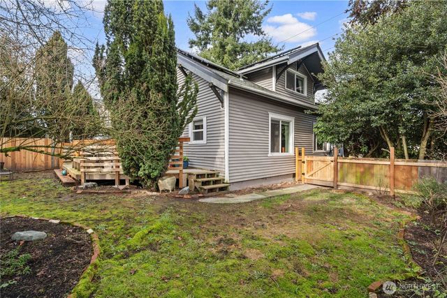 1414 S 37th Street, Tacoma, WA 98418