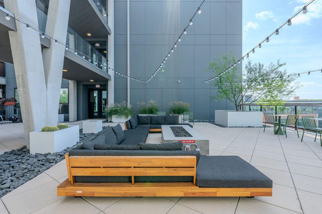 1701 Simond Ave 201, Austin, TX 78723