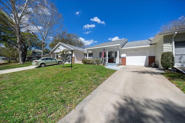 8877 SW 96TH STREET B, Ocala, FL 34481