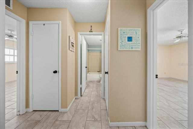 8877 SW 96TH STREET B, Ocala, FL 34481