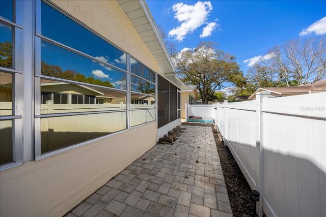 8877 SW 96TH STREET B, Ocala, FL 34481