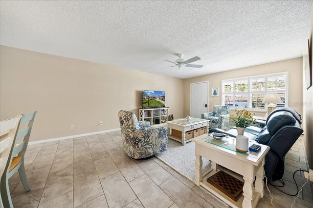 8877 SW 96TH STREET B, Ocala, FL 34481