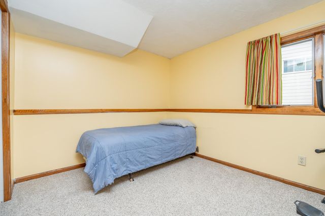 1817 Ruby Circle, Shakopee, MN 55379