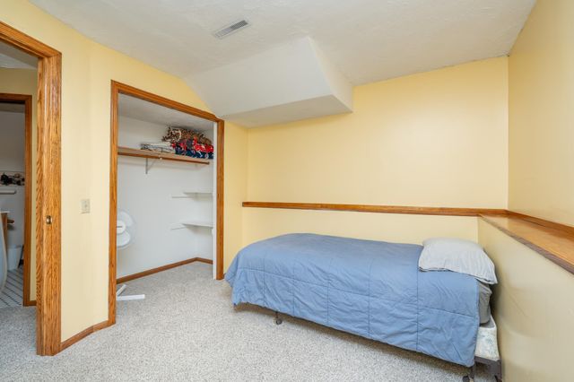 1817 Ruby Circle, Shakopee, MN 55379