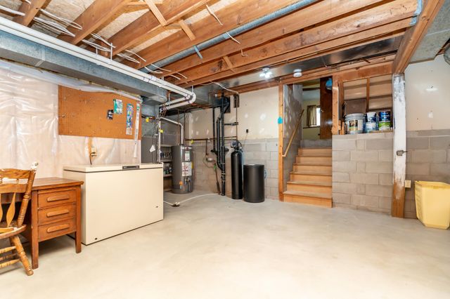 1817 Ruby Circle, Shakopee, MN 55379