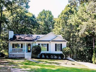 316 Winchester Drive, Sharpsburg, GA 30277