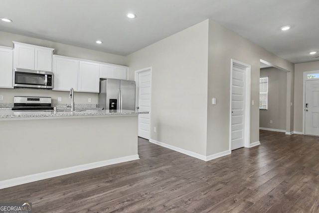 19 White Spruce Way, Newnan, GA 30265