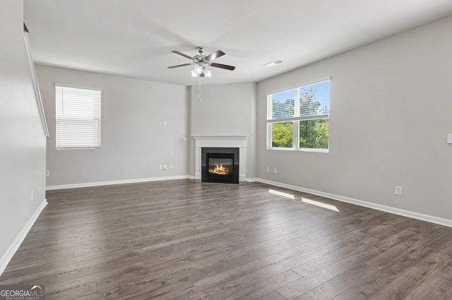 19 White Spruce Way, Newnan, GA 30265