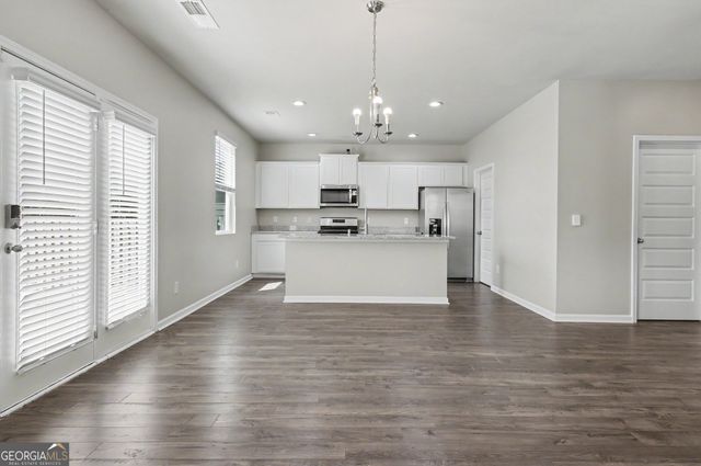 19 White Spruce Way, Newnan, GA 30265