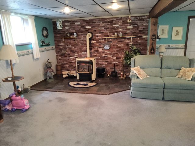 6722 Pheasant Ln, Bath, NY 14810