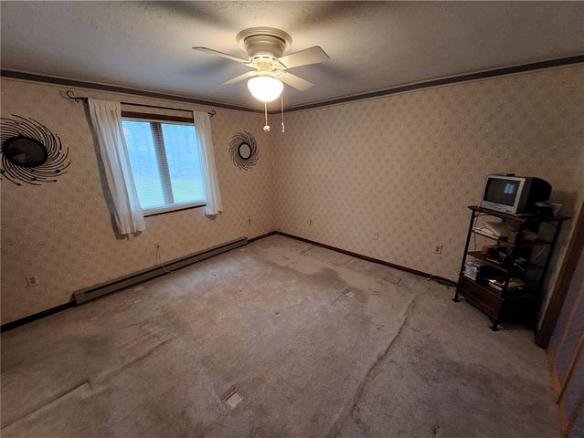 6722 Pheasant Ln, Bath, NY 14810