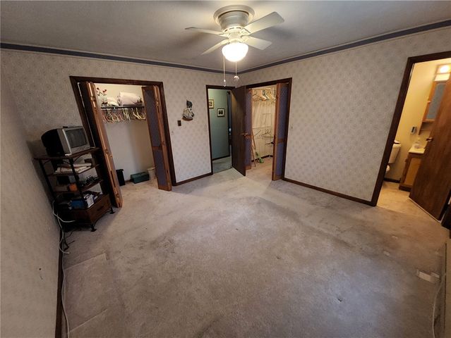 6722 Pheasant Ln, Bath, NY 14810