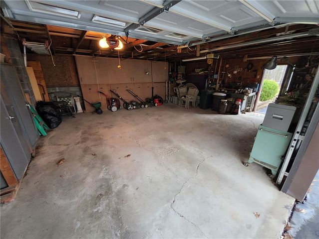 6722 Pheasant Ln, Bath, NY 14810