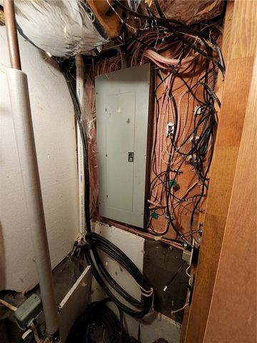 6722 Pheasant Ln, Bath, NY 14810