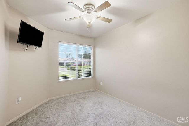 9115 Green Bank Street, Bakersfield, CA 93312