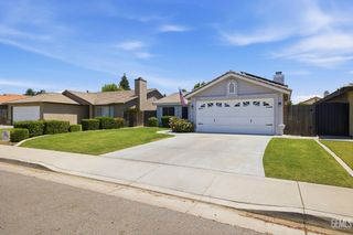 9115 Green Bank Street, Bakersfield, CA 93312