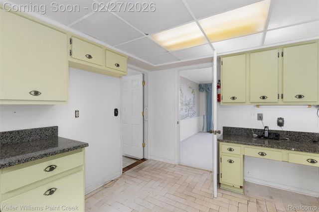 4732 Barcroft Way, Sterling Heights, MI 48310