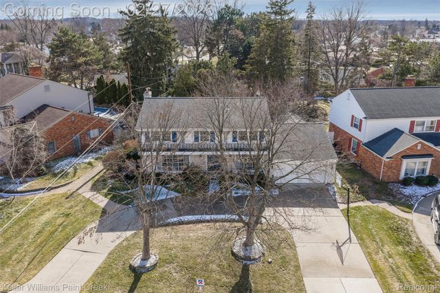 4732 Barcroft Way, Sterling Heights, MI 48310