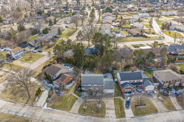 4732 Barcroft Way, Sterling Heights, MI 48310