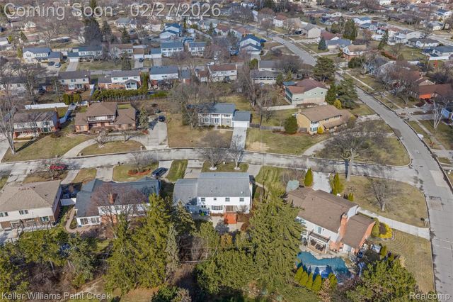 4732 Barcroft Way, Sterling Heights, MI 48310