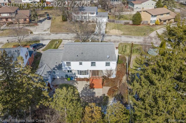 4732 Barcroft Way, Sterling Heights, MI 48310