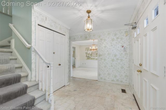 4732 Barcroft Way, Sterling Heights, MI 48310