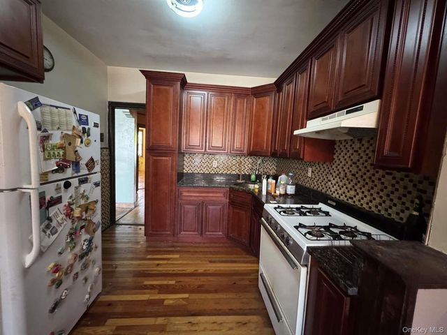 625 E 93rd Street, Brooklyn, NY 11236
