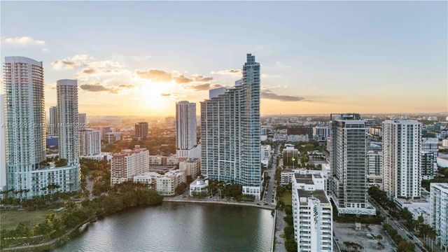 2020 N Bayshore Dr 2401, Miami, FL 33137